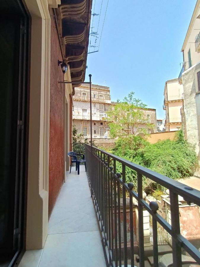 Stesicoro Art Home, In Centro Storico A Катанія Екстер'єр фото